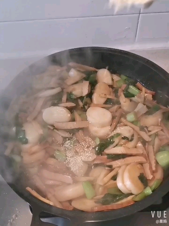 冬筍豆腐干炒年糕的做法-家常味炒菜譜