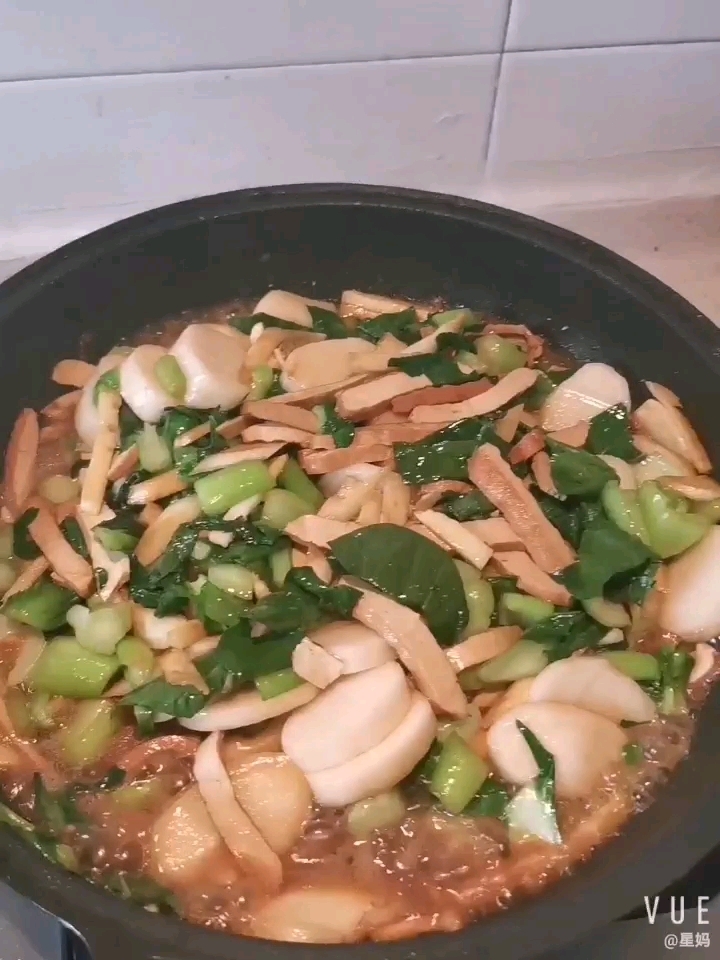 冬筍豆腐干炒年糕的做法-家常味炒菜譜