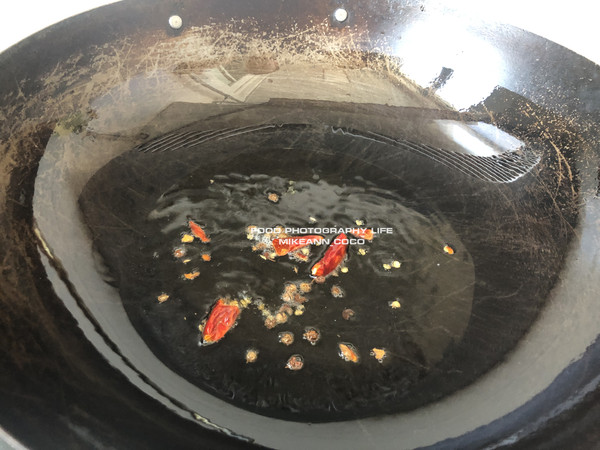 香嫩炒豬肝的做法-家常味炒菜譜-易網健康養生網 香嫩炒豬肝的做法-家常味炒菜譜