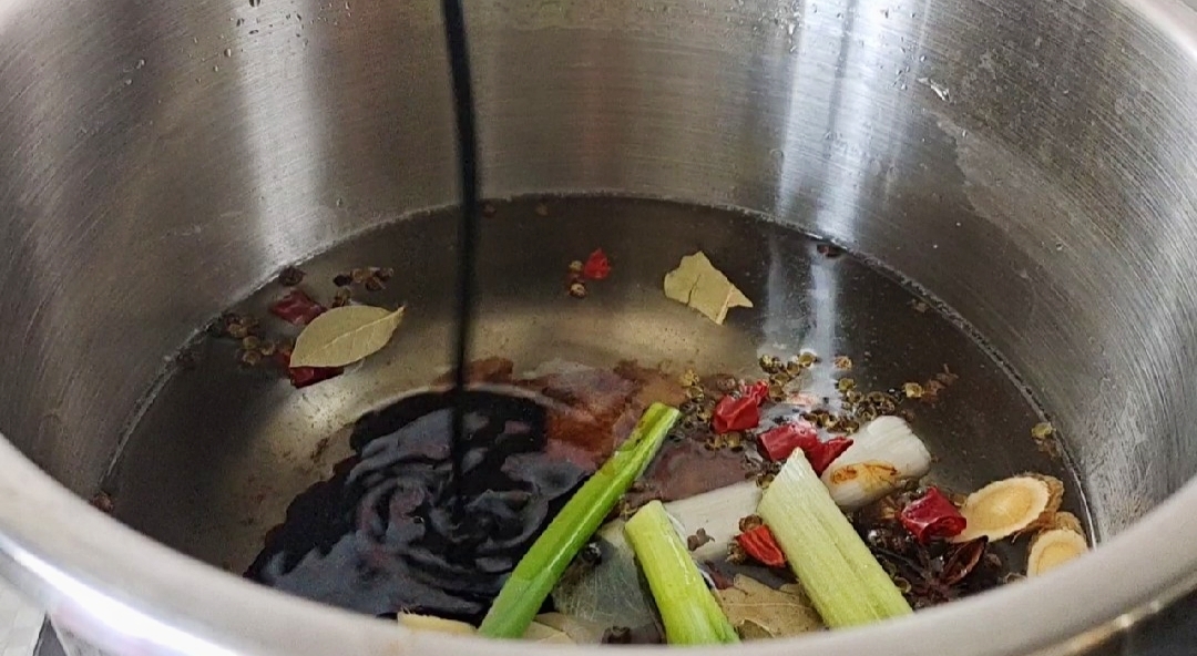 #冬至大如年#冬至進補多吃牛肉，懶人做法…鹵牛肉的做法-五香味鹵菜譜