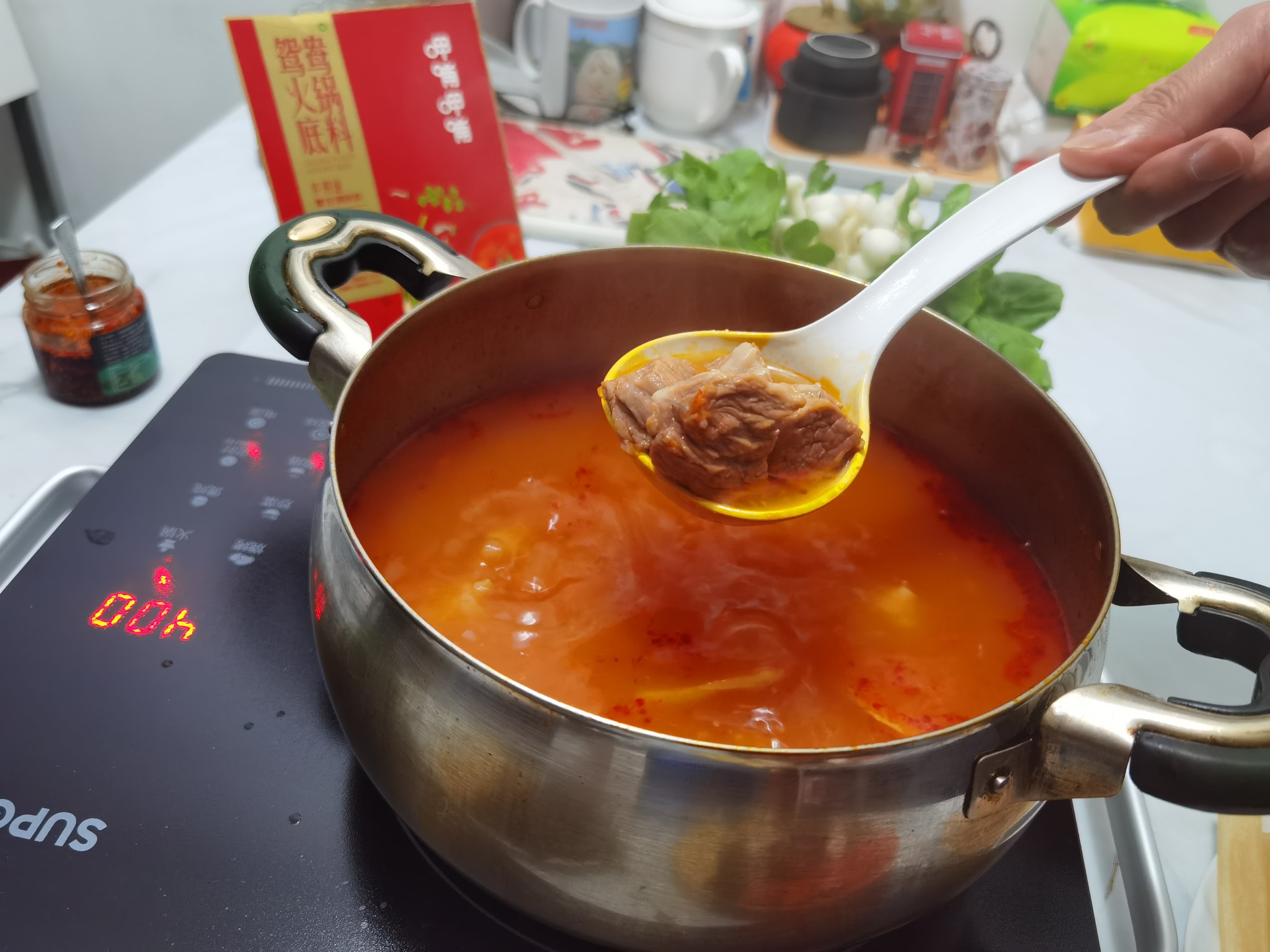 番茄牛腩涮涮鍋,冬天吃再適合不過了的做法-茄汁味煮菜譜-易網健康養生網 番茄牛腩涮涮鍋,冬天吃再適合不過了的做法-茄汁味煮菜譜