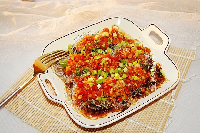 蒜蓉粉絲香菇的做法-蒜香味蒸菜譜-易網(wǎng)健康養(yǎng)生網(wǎng) 蒜蓉粉絲香菇的做法-蒜香味蒸菜譜
