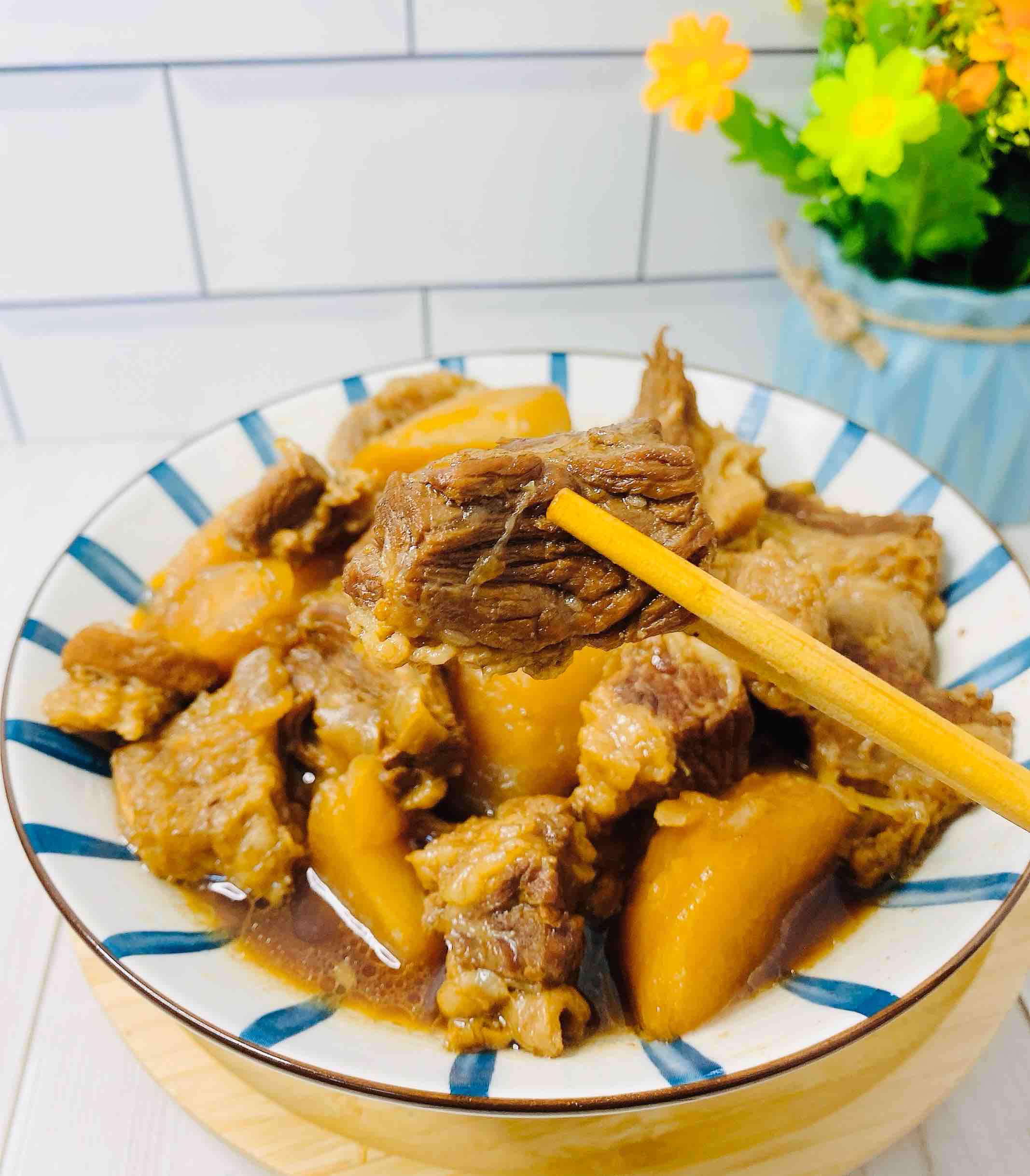 搞點宵夜778,老廣最愛的蘿卜燉牛腩,真香??的做法-家常味燉菜譜-易網健康養生網 搞點宵夜778,老廣最愛的蘿卜燉牛腩,真香??的做法-家常味燉菜譜