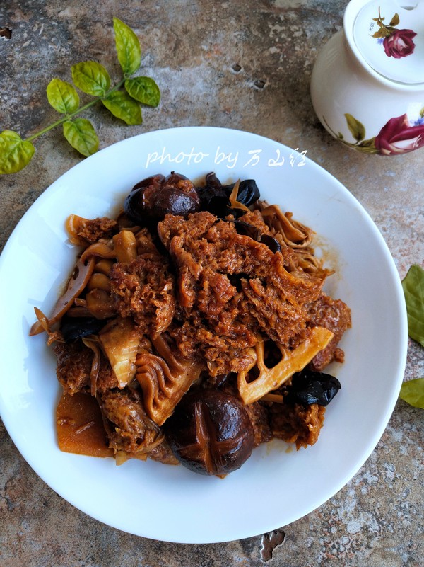 四鮮烤麩的做法-家常味燉菜譜-易網健康養生網 四鮮烤麩的做法-家常味燉菜譜