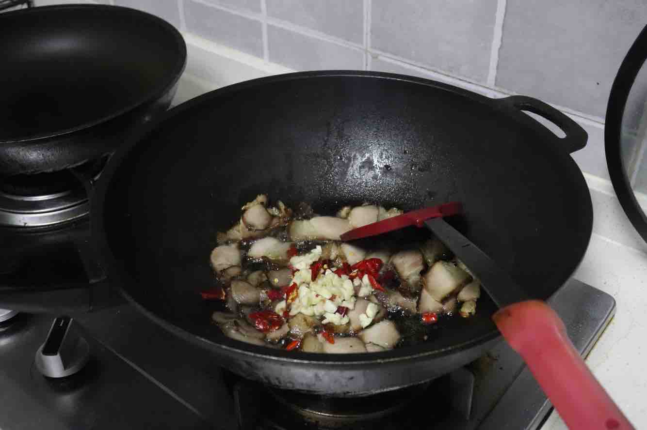 花菜炒臘肉的做法-家常味炒菜譜-易網健康養生網 花菜炒臘肉的做法-家常味炒菜譜