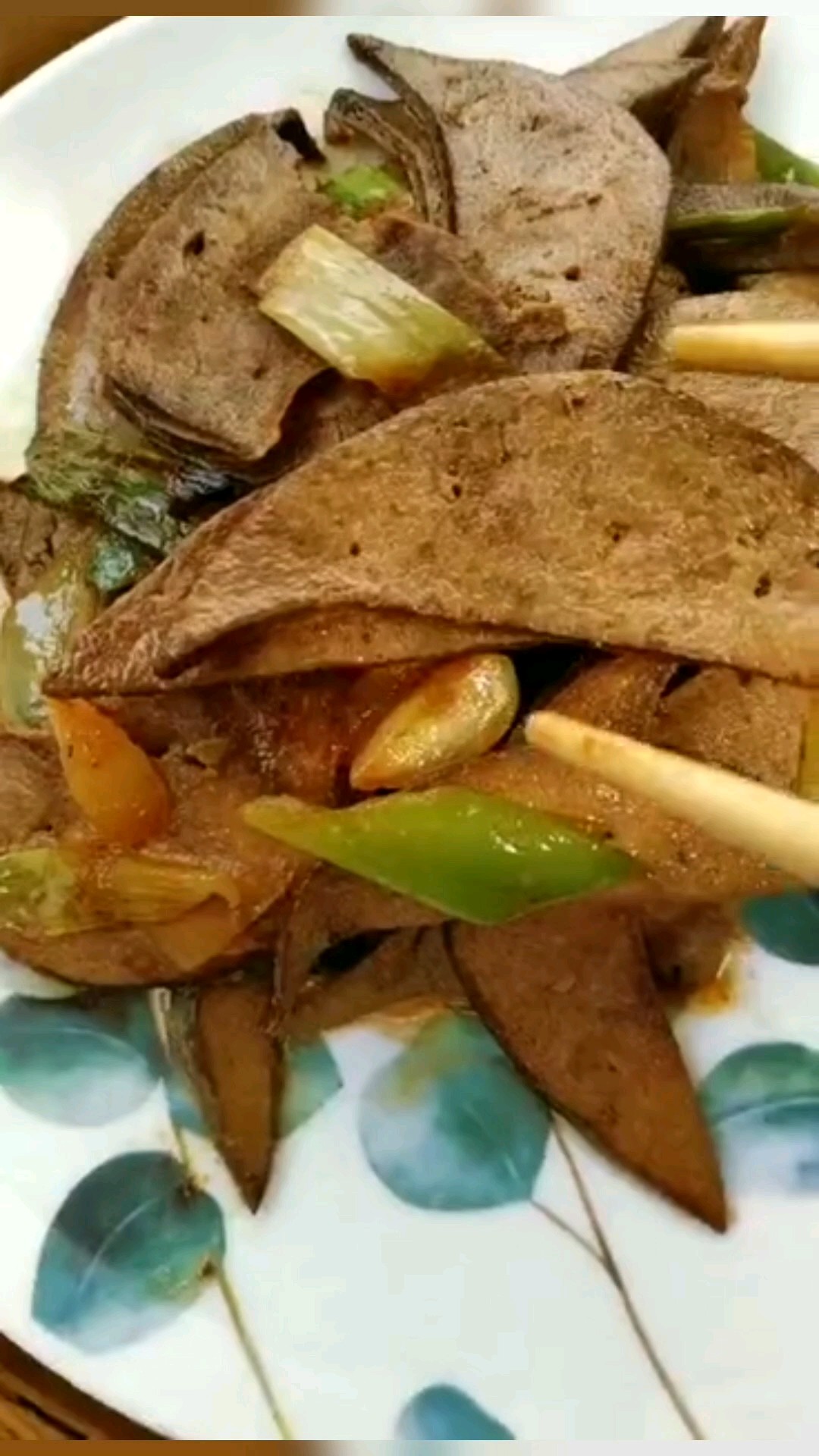 遇到,這菜要多吃,補氣血強身健體的做法-香辣味炒菜譜-易網健康養生網 遇到,這菜要多吃,補氣血強身健體的做法-香辣味炒菜譜