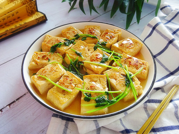 豆腐釀肉的做法-咸鮮味燉菜譜-易網健康養生網 豆腐釀肉的做法-咸鮮味燉菜譜
