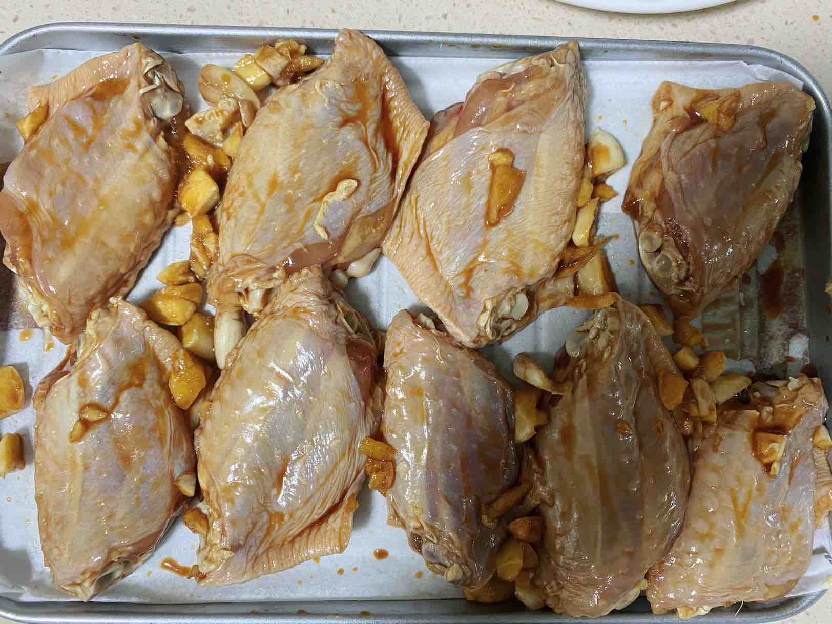蒜香牛油雞翅的做法-咸鮮味烤菜譜-易網健康養生網 蒜香牛油雞翅的做法-咸鮮味烤菜譜