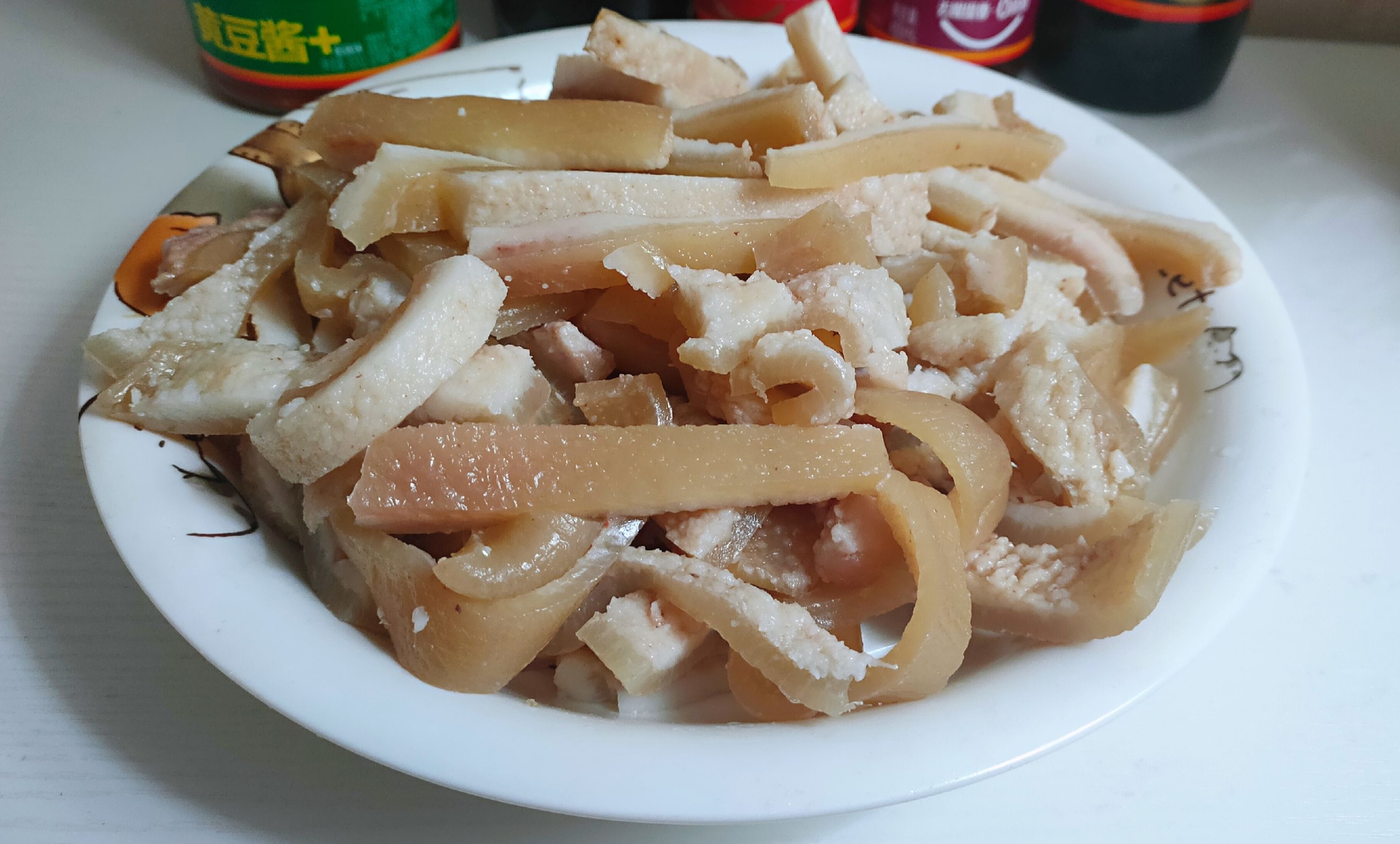 美容又好吃的豬皮凍的做法-咸鮮味燉菜譜