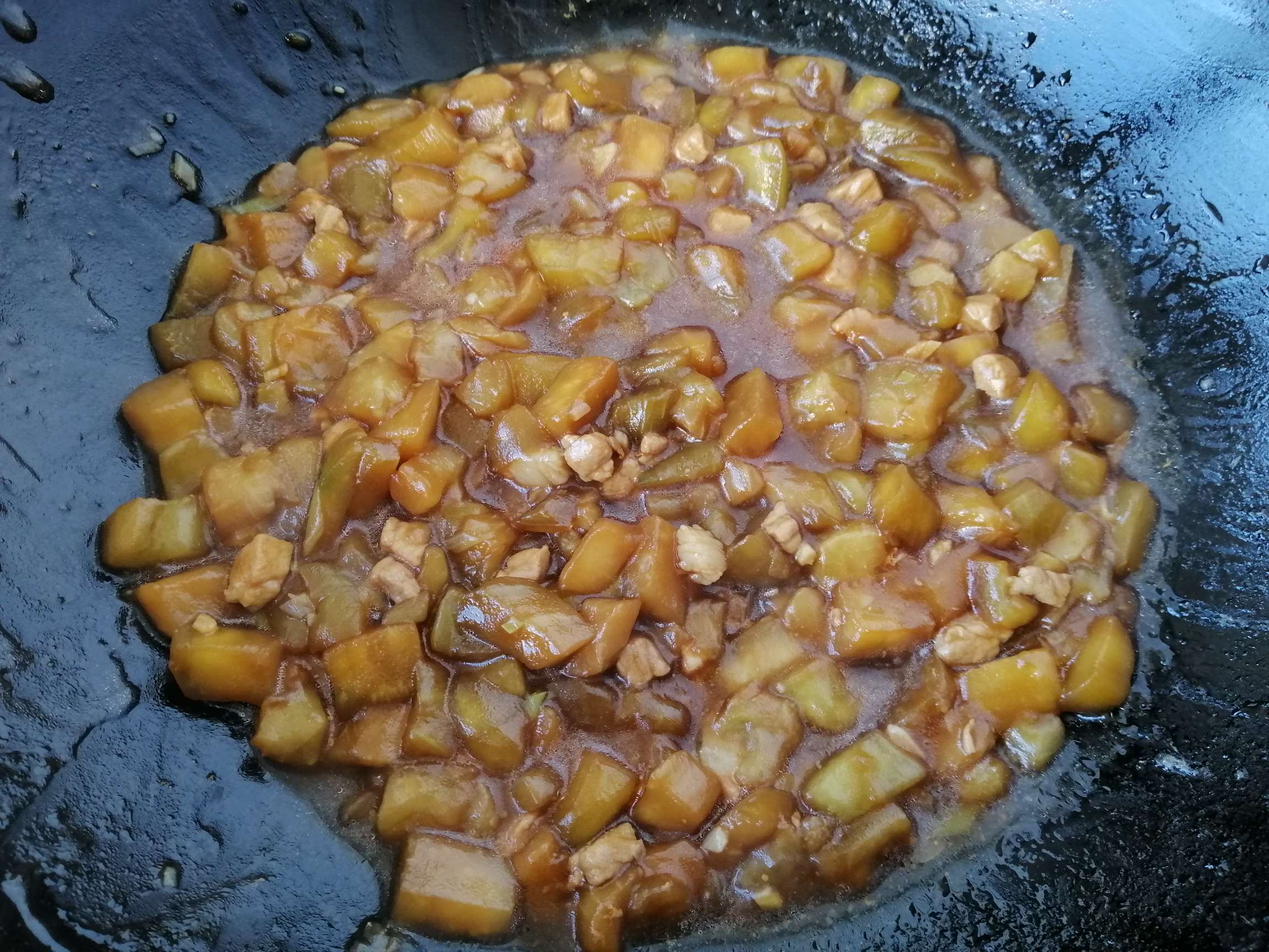 茄子肉丁蓋澆飯的做法-家常味炒菜譜