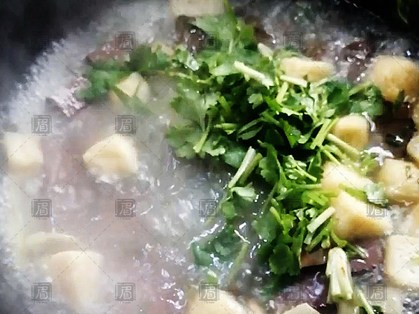 鴨血粉絲湯的做法-咸鮮味煮菜譜-易網(wǎng)健康養(yǎng)生網(wǎng) 鴨血粉絲湯的做法-咸鮮味煮菜譜