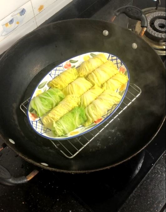 簡(jiǎn)裝易上手的懶漢菜-白菜釀肉的做法-家常味蒸菜譜-易網(wǎng)健康養(yǎng)生網(wǎng) 簡(jiǎn)裝易上手的懶漢菜-白菜釀肉的做法-家常味蒸菜譜
