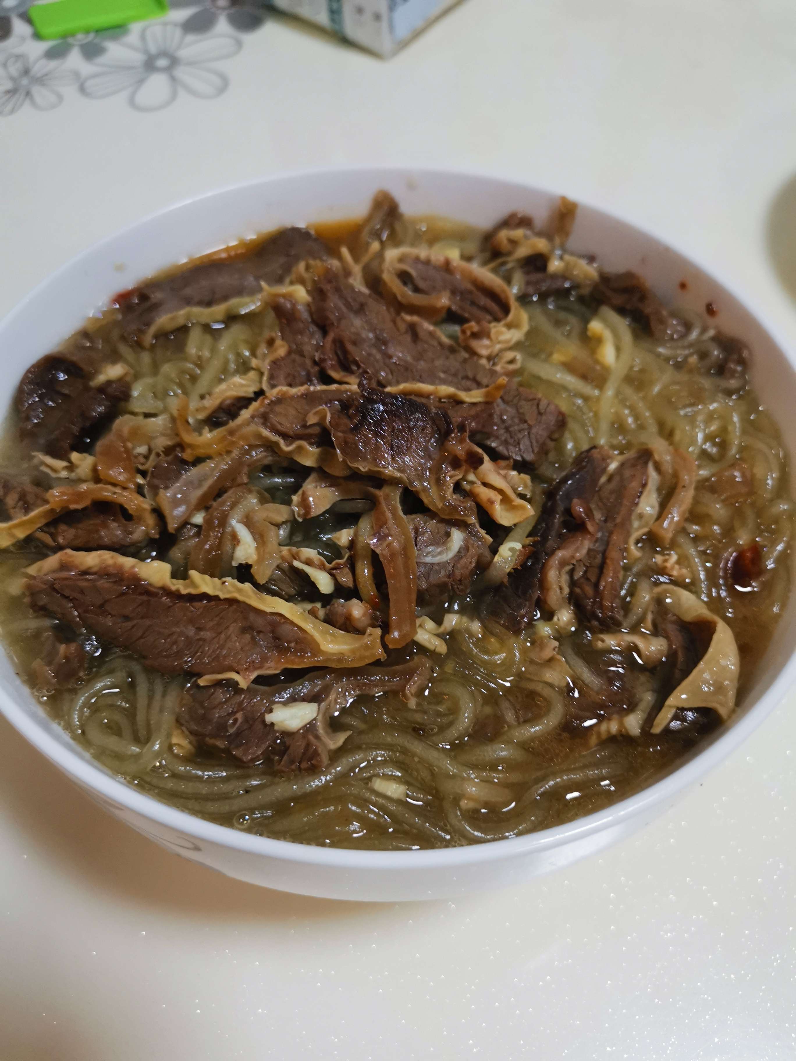 牛肉粉條的做法-家常味煮菜譜-易網健康養生網 牛肉粉條的做法-家常味煮菜譜