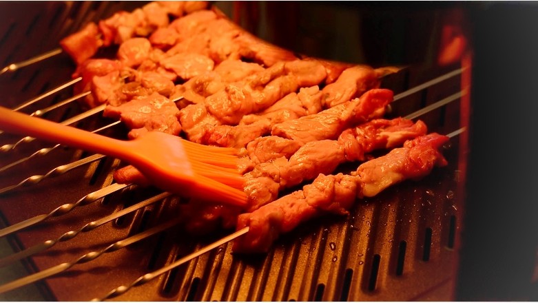 自制烤羊肉的做法-咸鮮味烤菜譜-易網(wǎng)健康養(yǎng)生網(wǎng) 自制烤羊肉的做法-咸鮮味烤菜譜