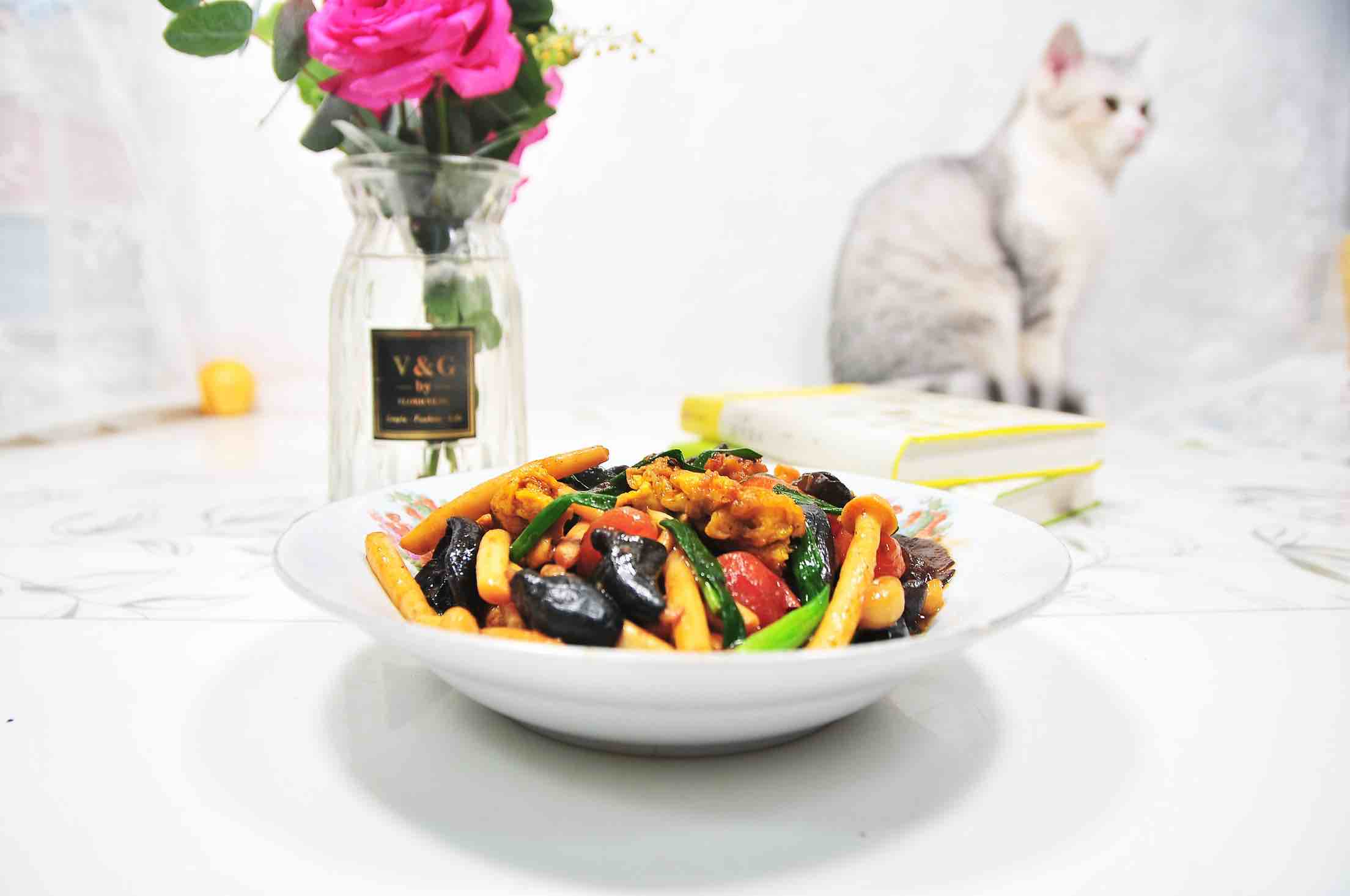 白玉菇炒三鮮的做法-家常味炒菜譜-易網健康養生網 白玉菇炒三鮮的做法-家常味炒菜譜