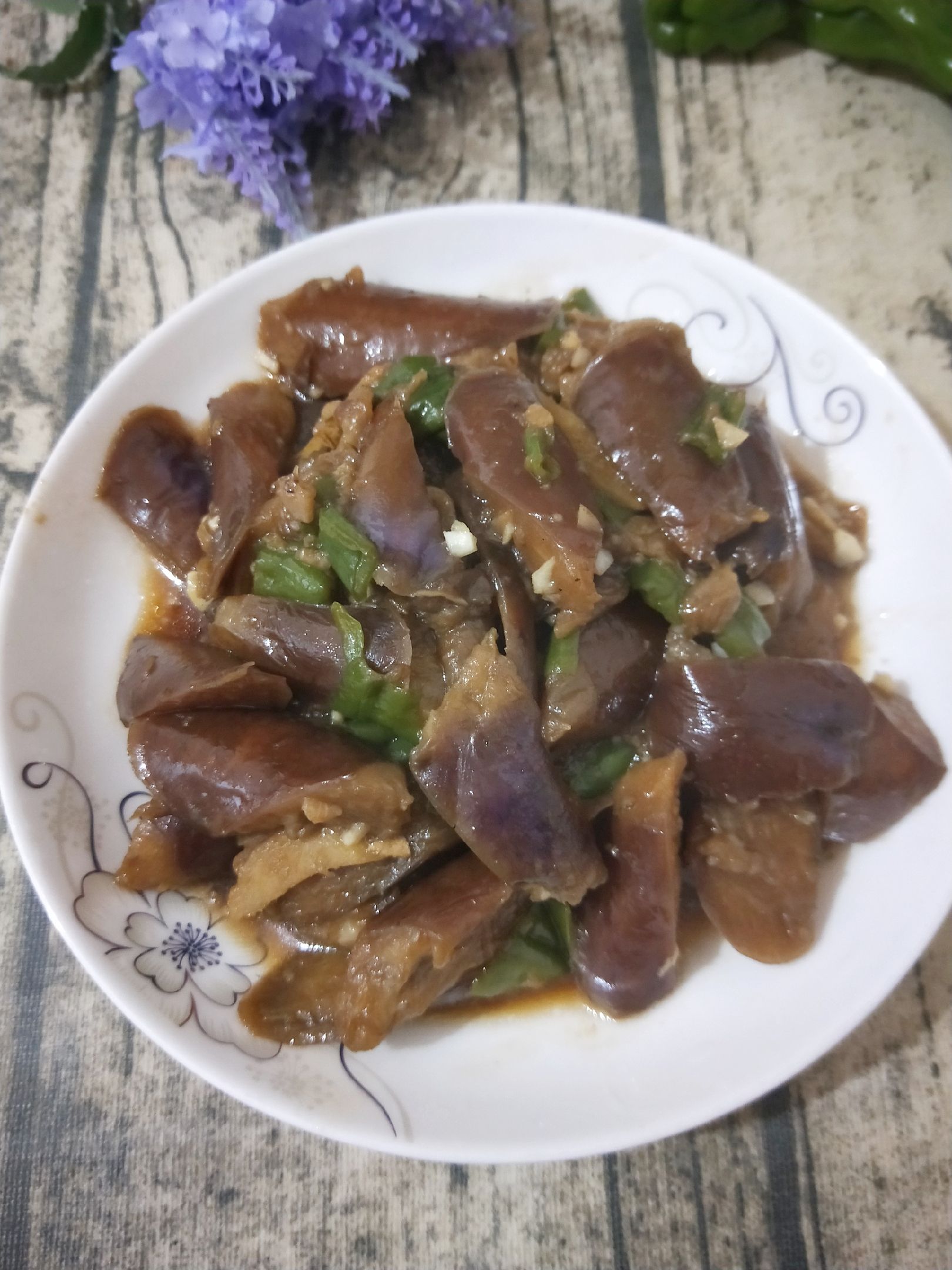 紅燒素茄子的做法-家常味炒菜譜