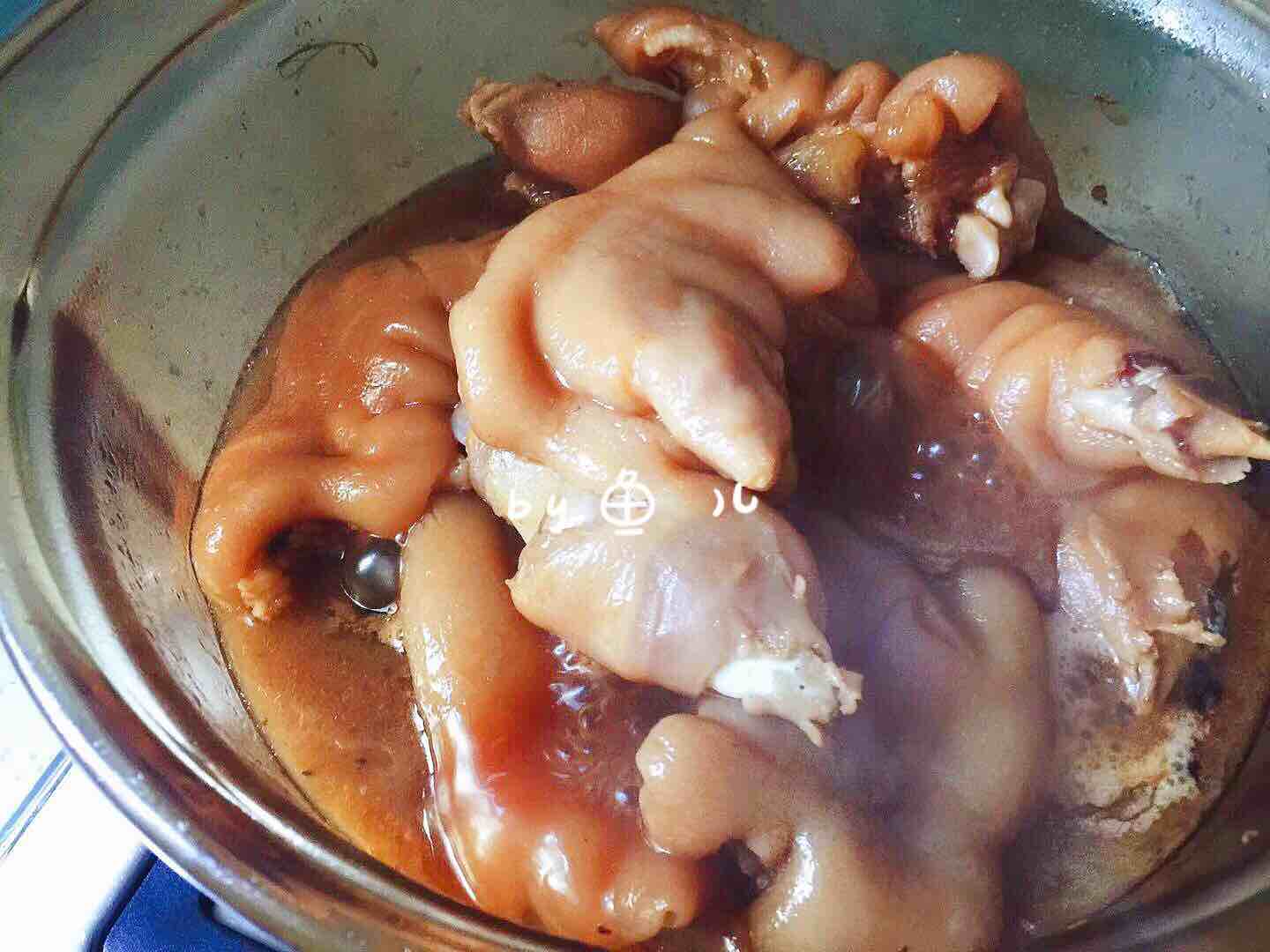 烤豬蹄的做法-香辣味烤菜譜-易網(wǎng)健康養(yǎng)生網(wǎng) 烤豬蹄的做法-香辣味烤菜譜