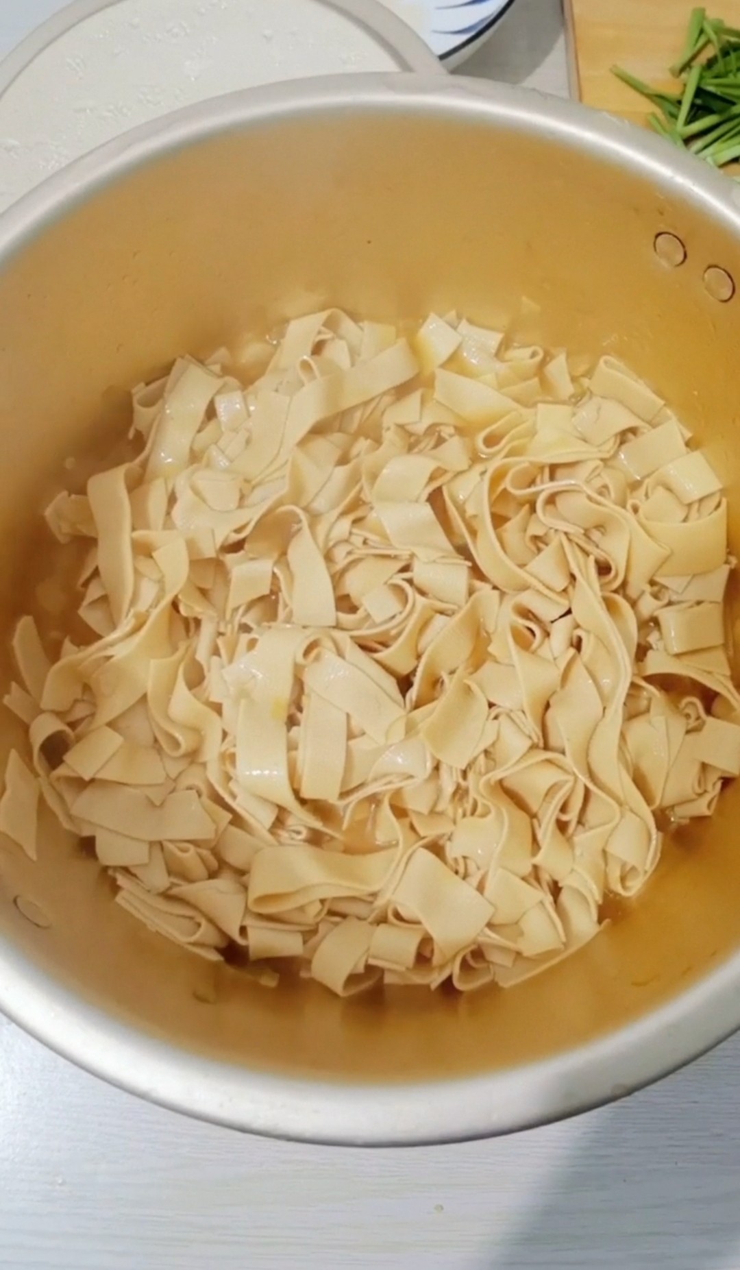 干豆腐炒韭菜的做法-咸鮮味炒菜譜
