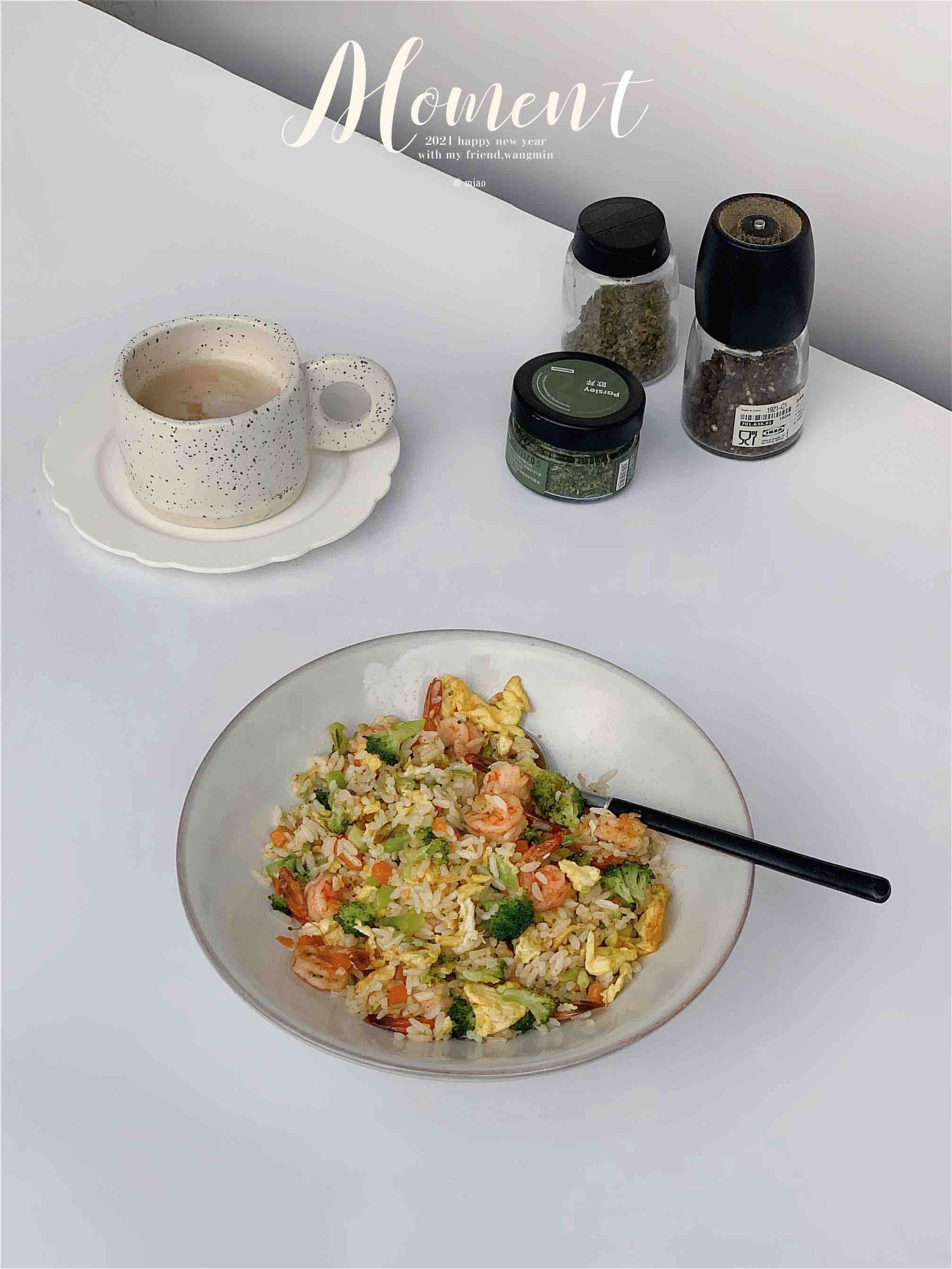 西蘭花蝦仁炒飯的做法-咸鮮味炒菜譜-易網(wǎng)健康養(yǎng)生網(wǎng) 西蘭花蝦仁炒飯的做法-咸鮮味炒菜譜