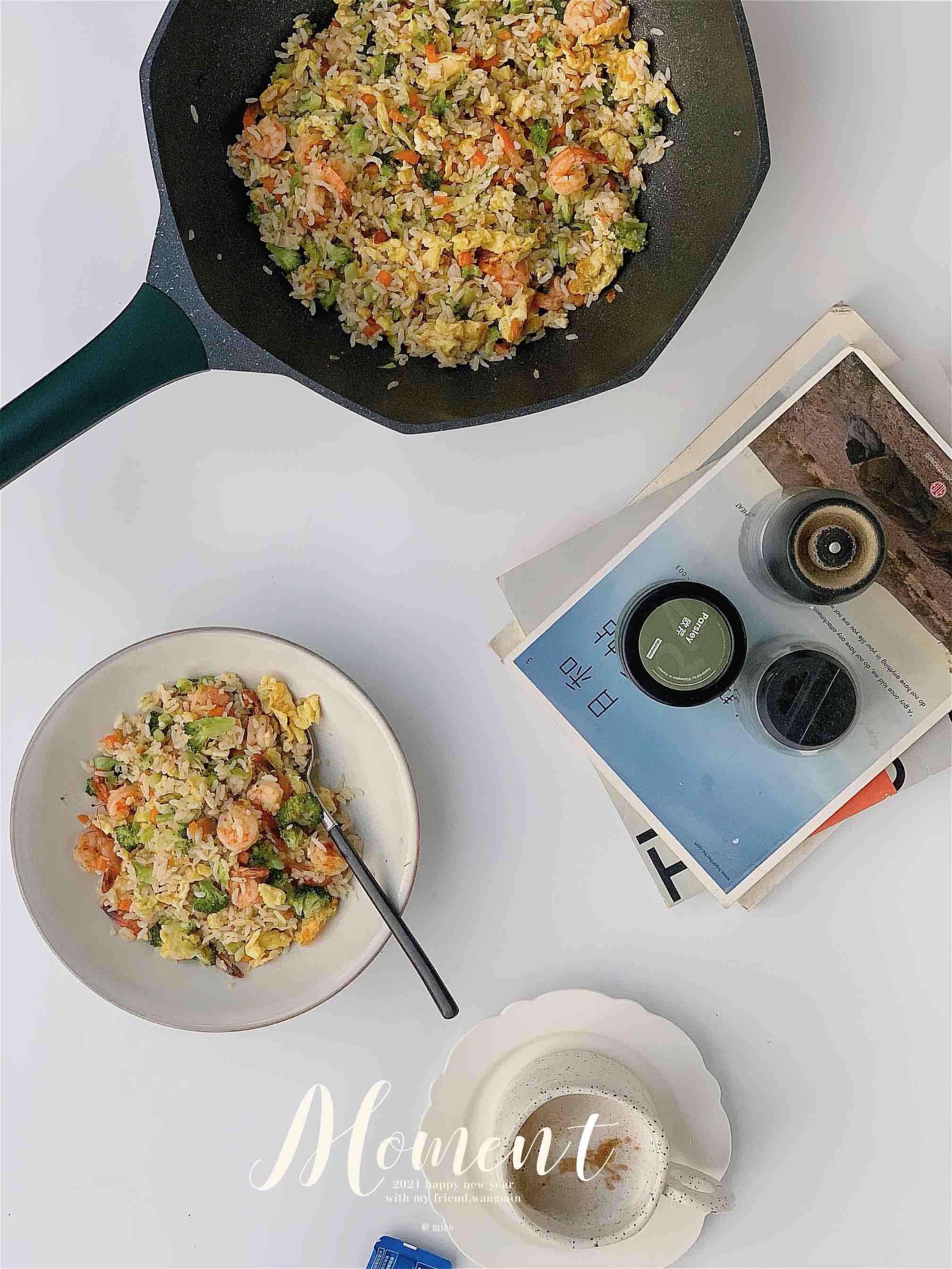 西蘭花蝦仁炒飯的做法-咸鮮味炒菜譜-易網(wǎng)健康養(yǎng)生網(wǎng) 西蘭花蝦仁炒飯的做法-咸鮮味炒菜譜