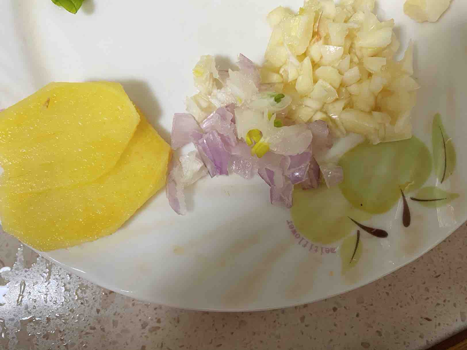 腐皮黃豆醬蒸豬板筋的做法-家常味蒸菜譜-易網健康養生網 腐皮黃豆醬蒸豬板筋的做法-家常味蒸菜譜