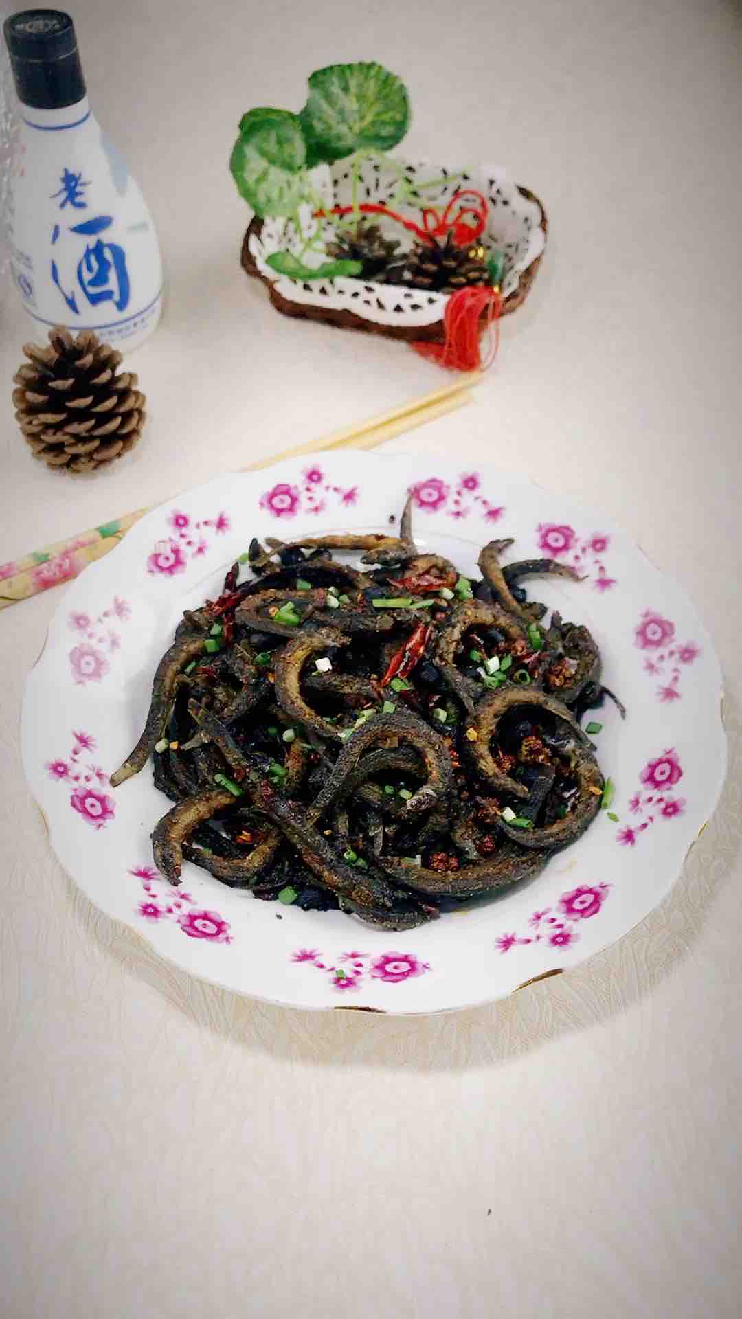 豆豉干煸泥鰍的做法-麻辣味干煸菜譜