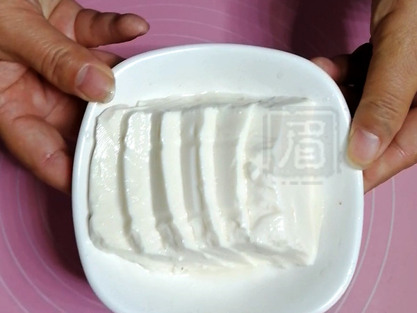 熱乎乎的泡菜鍋，驅寒還管飽！的做法-酸辣味煮菜譜