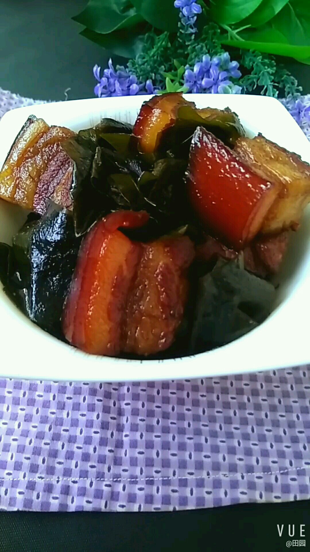 五花肉配海帶 完美的做法-咸鮮味燒菜譜-易網(wǎng)健康養(yǎng)生網(wǎng) 五花肉配海帶 完美的做法-咸鮮味燒菜譜