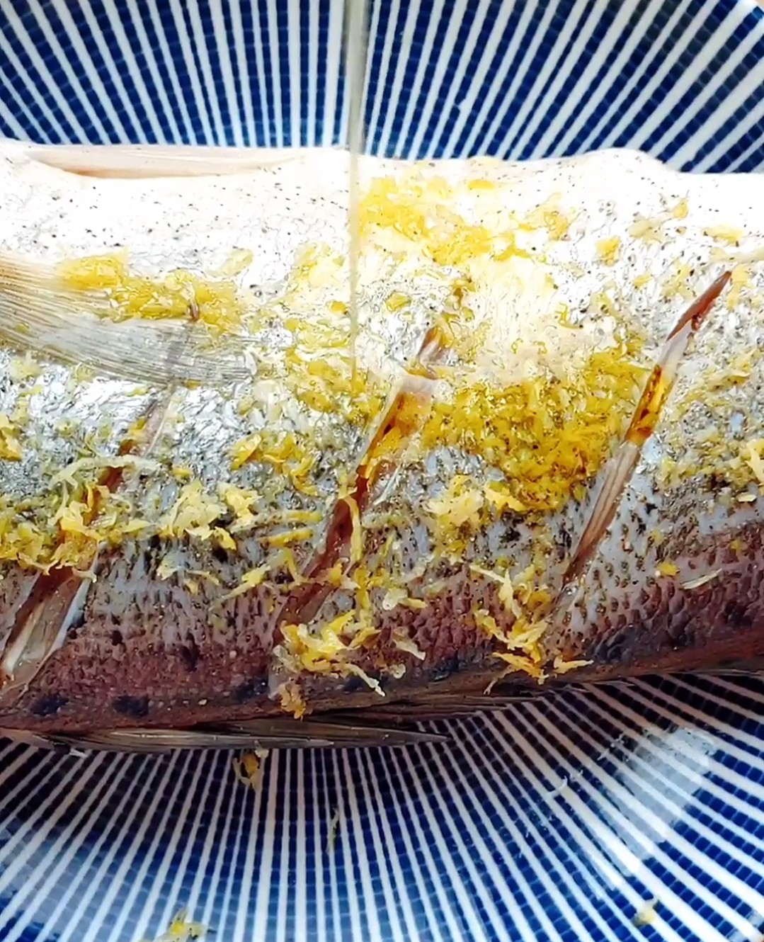 地中海風(fēng)味烤魚的做法-其它口味烤菜譜