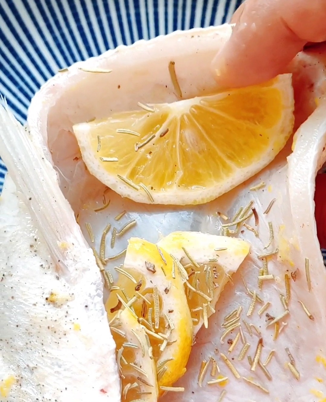 地中海風(fēng)味烤魚的做法-其它口味烤菜譜