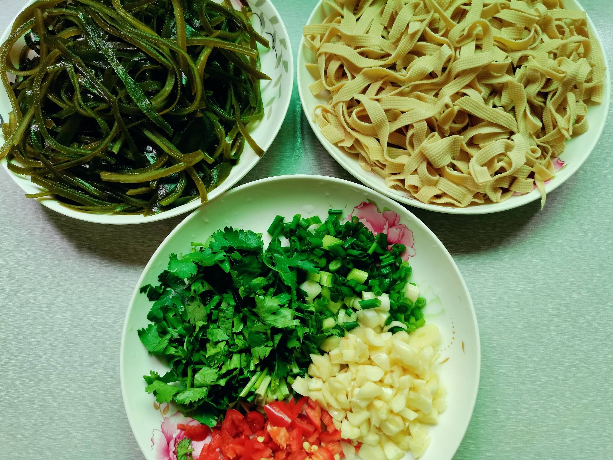 千張拌海帶絲的做法-家常味拌菜譜