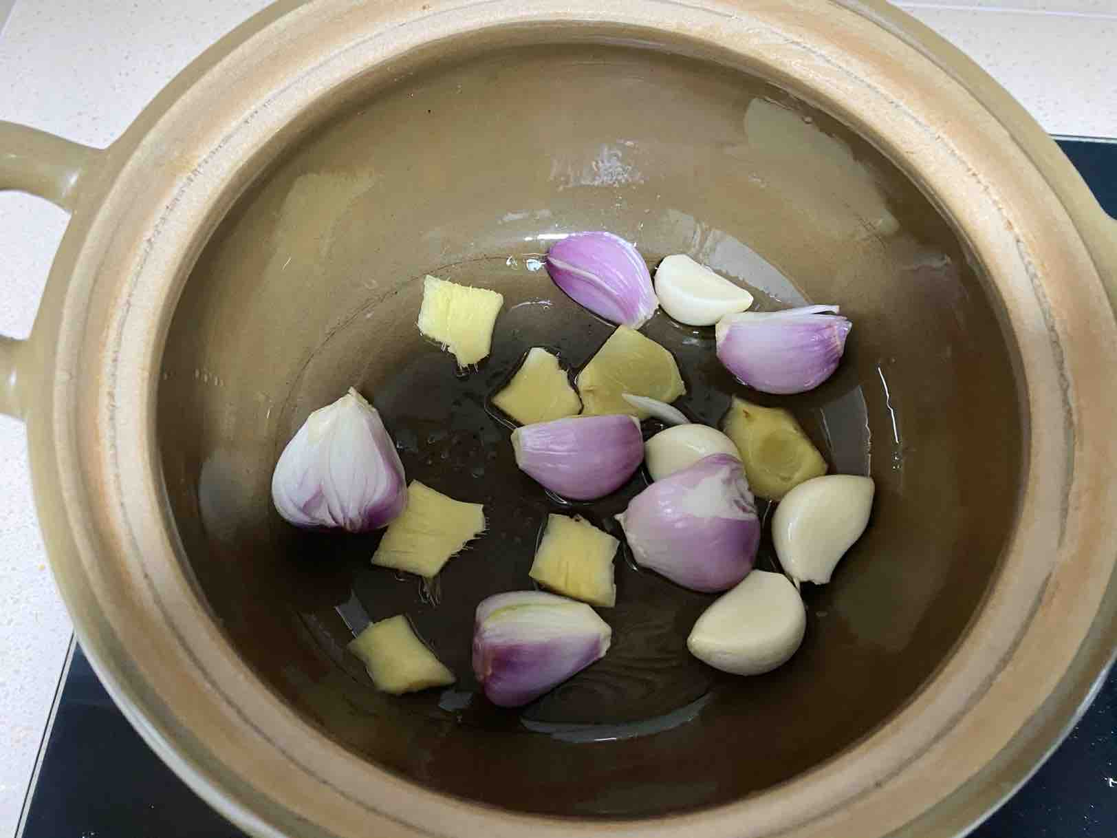 砂鍋雞煲的做法-咸鮮味砂鍋菜譜-易網健康養生網 砂鍋雞煲的做法-咸鮮味砂鍋菜譜