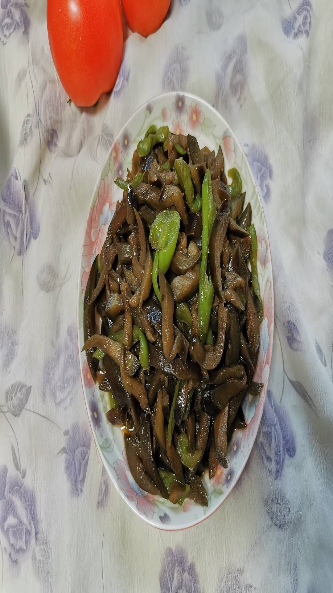 尖椒炒茄子的做法-家常味炒菜譜-易網(wǎng)健康養(yǎng)生網(wǎng) 尖椒炒茄子的做法-家常味炒菜譜