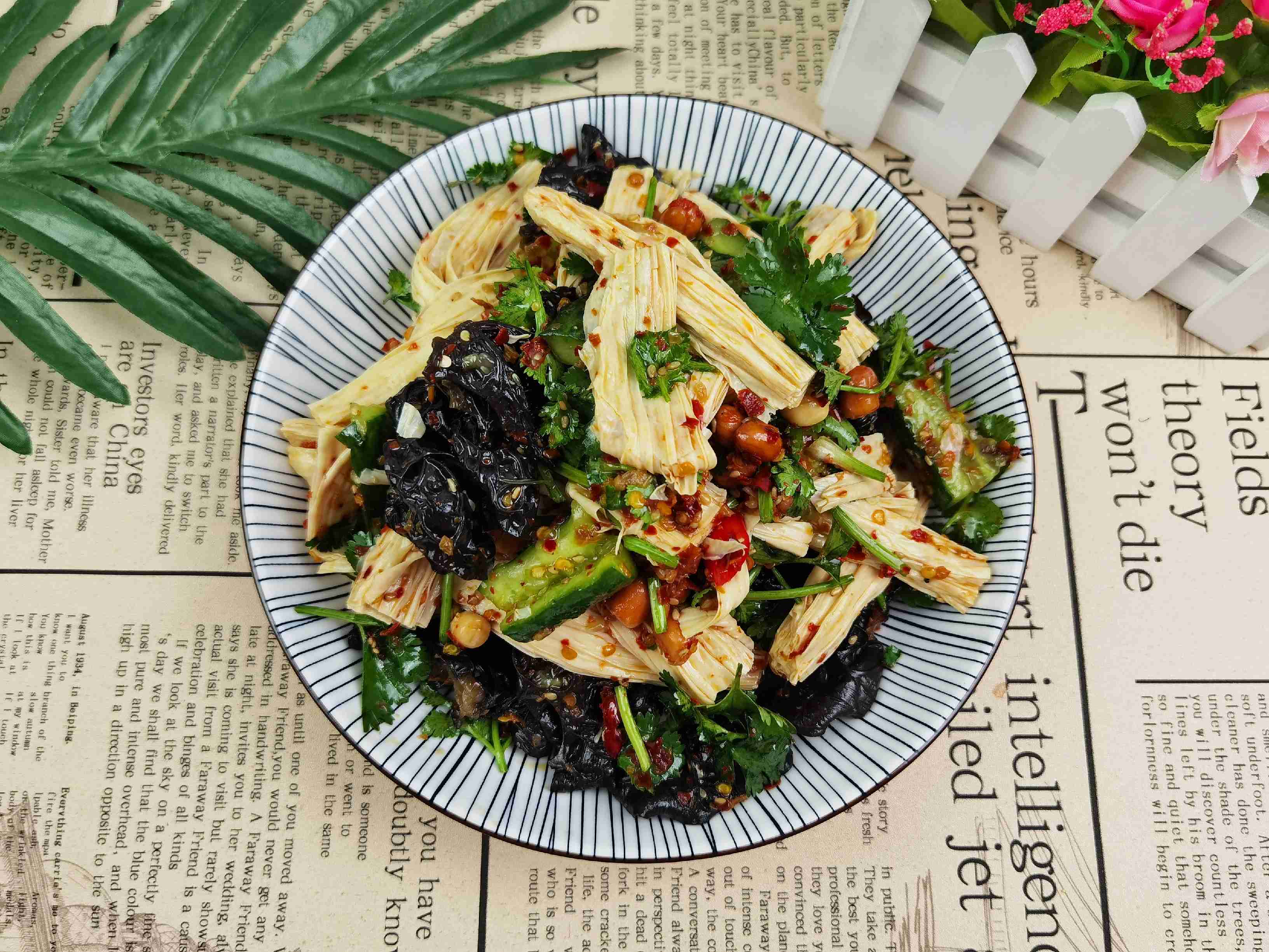 年夜飯涼菜也下飯－拌腐竹，新春宴客吃腐竹得“富足”的做法-酸辣味拌菜譜