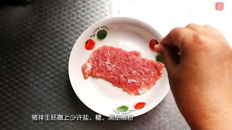 上海經(jīng)典小吃豬排年糕的做法-酸甜味炸菜譜