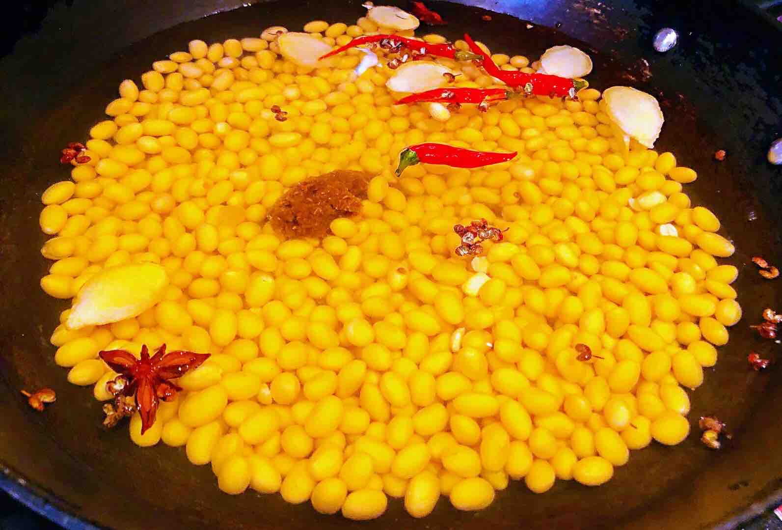 醬黃豆的做法-咸鮮味煮菜譜-易網(wǎng)健康養(yǎng)生網(wǎng) 醬黃豆的做法-咸鮮味煮菜譜