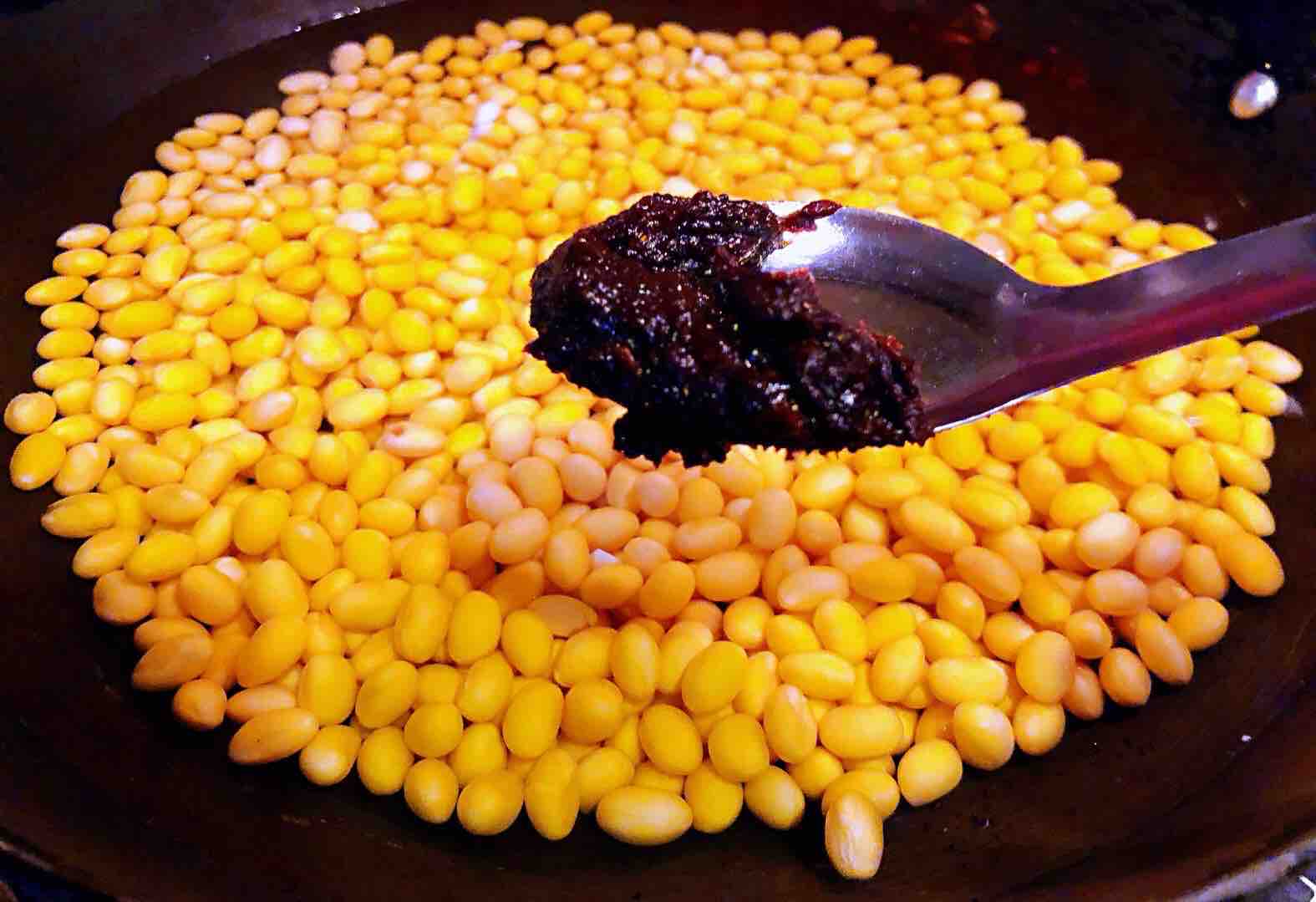 醬黃豆的做法-咸鮮味煮菜譜-易網(wǎng)健康養(yǎng)生網(wǎng) 醬黃豆的做法-咸鮮味煮菜譜