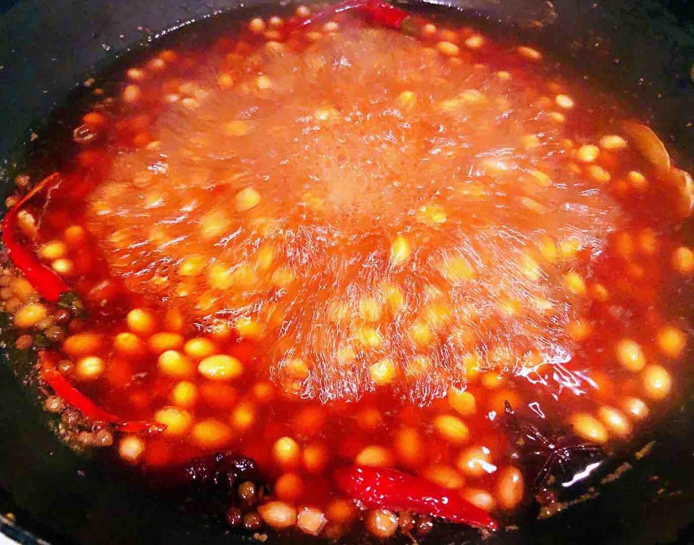 醬黃豆的做法-咸鮮味煮菜譜-易網(wǎng)健康養(yǎng)生網(wǎng) 醬黃豆的做法-咸鮮味煮菜譜