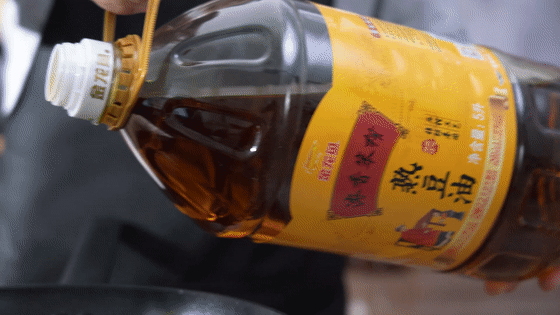 四喜丸子【孔老師教做菜】的做法-家常味炸菜譜-易網健康養生網 四喜丸子【孔老師教做菜】的做法-家常味炸菜譜