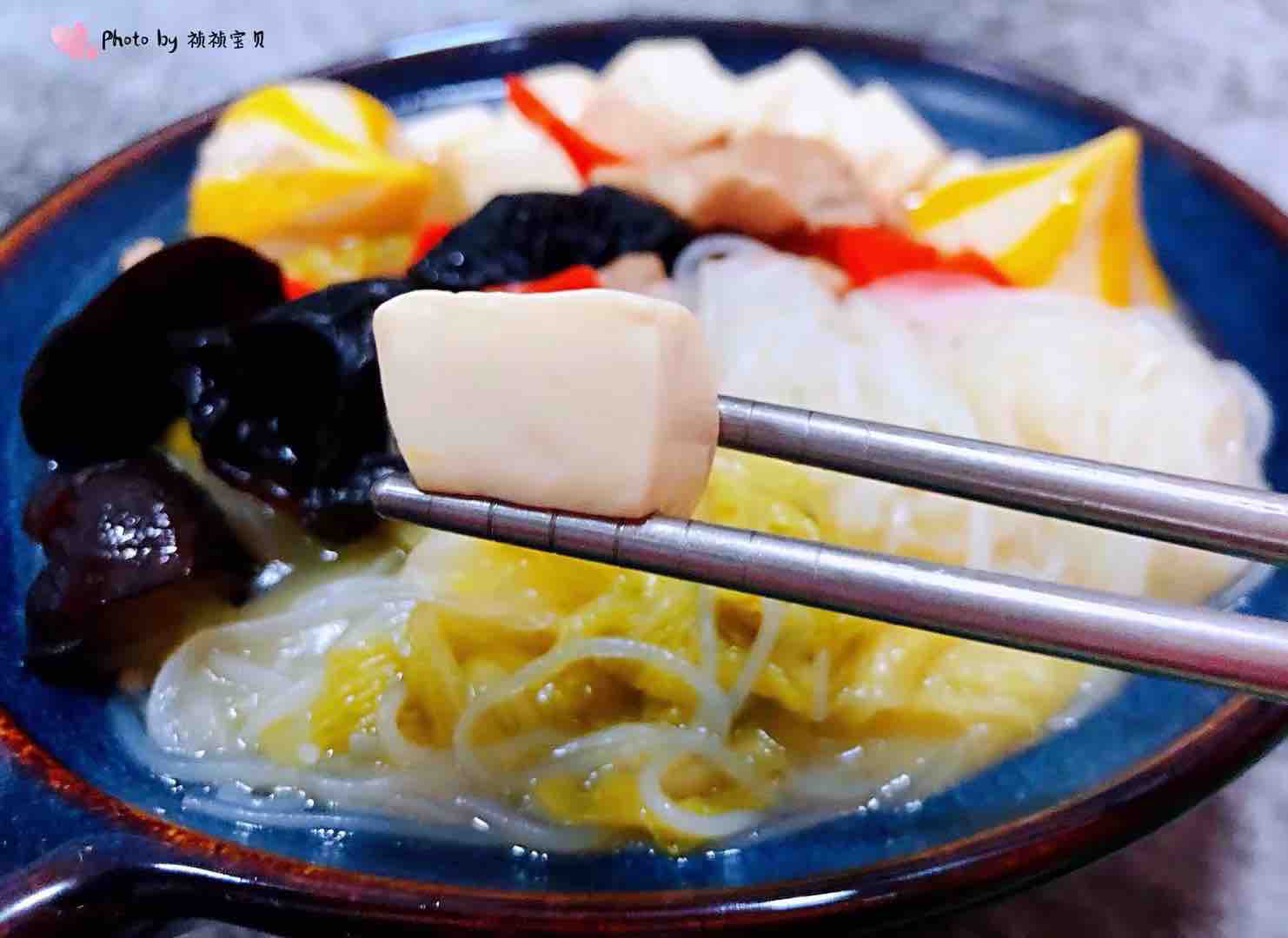 豬肉白菜海膽丸豆腐粉絲湯的做法-咸鮮味煮菜譜-易網健康養生網 豬肉白菜海膽丸豆腐粉絲湯的做法-咸鮮味煮菜譜