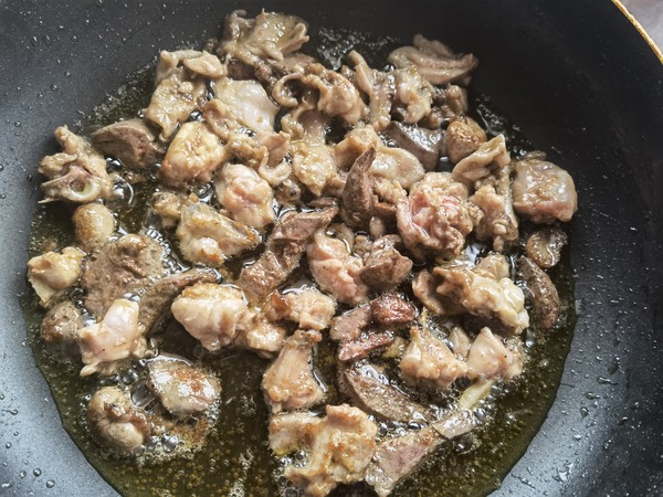 兔肉燒山藥的做法-家常味燒菜譜