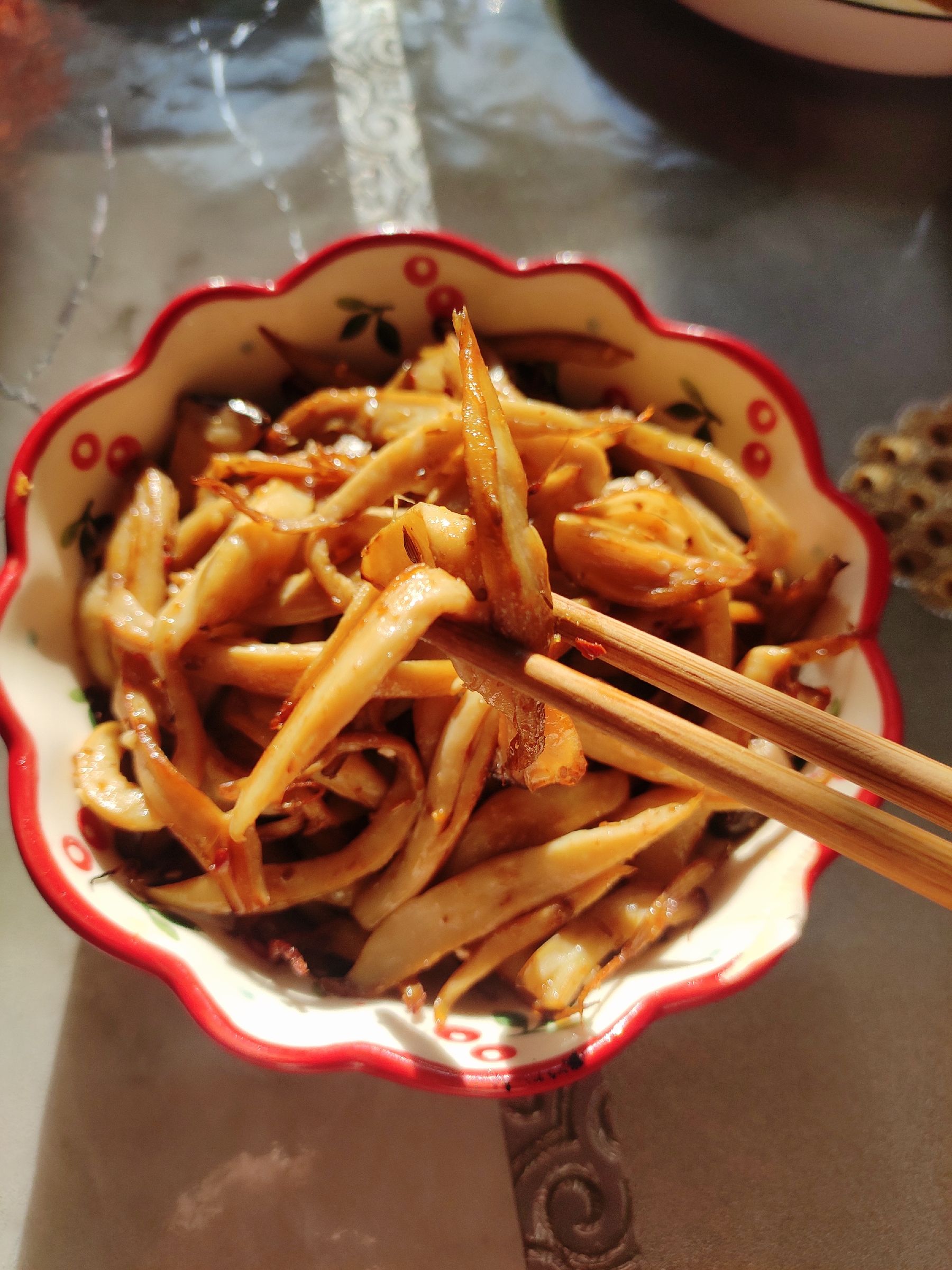 不放一點鹽的煸炒杏鮑菇的做法-咸鮮味炒菜譜-易網健康養生網 不放一點鹽的煸炒杏鮑菇的做法-咸鮮味炒菜譜