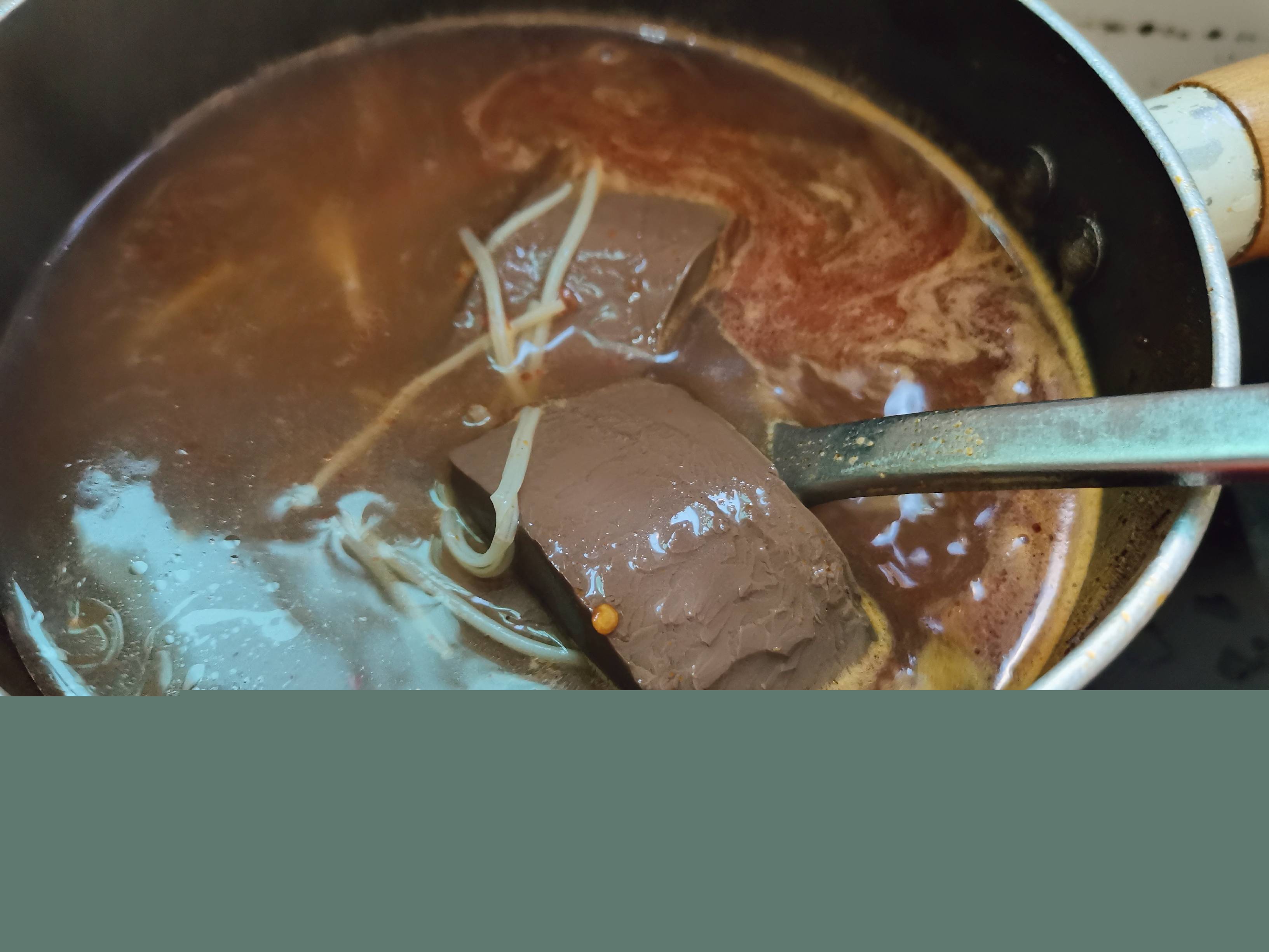 麻辣鴨血的做法-麻辣味煮菜譜