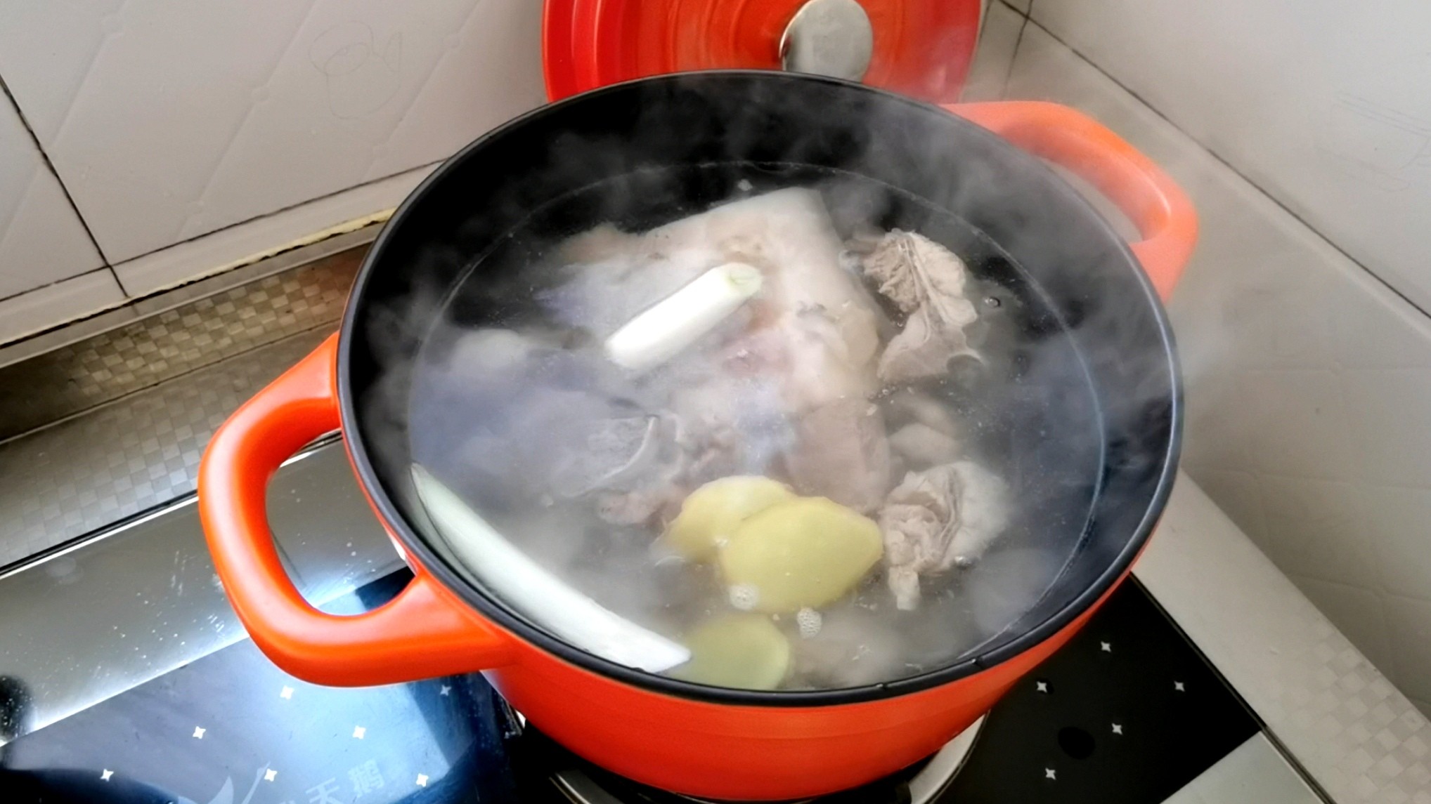 東北特色燉酸菜的做法-家常味燉菜譜