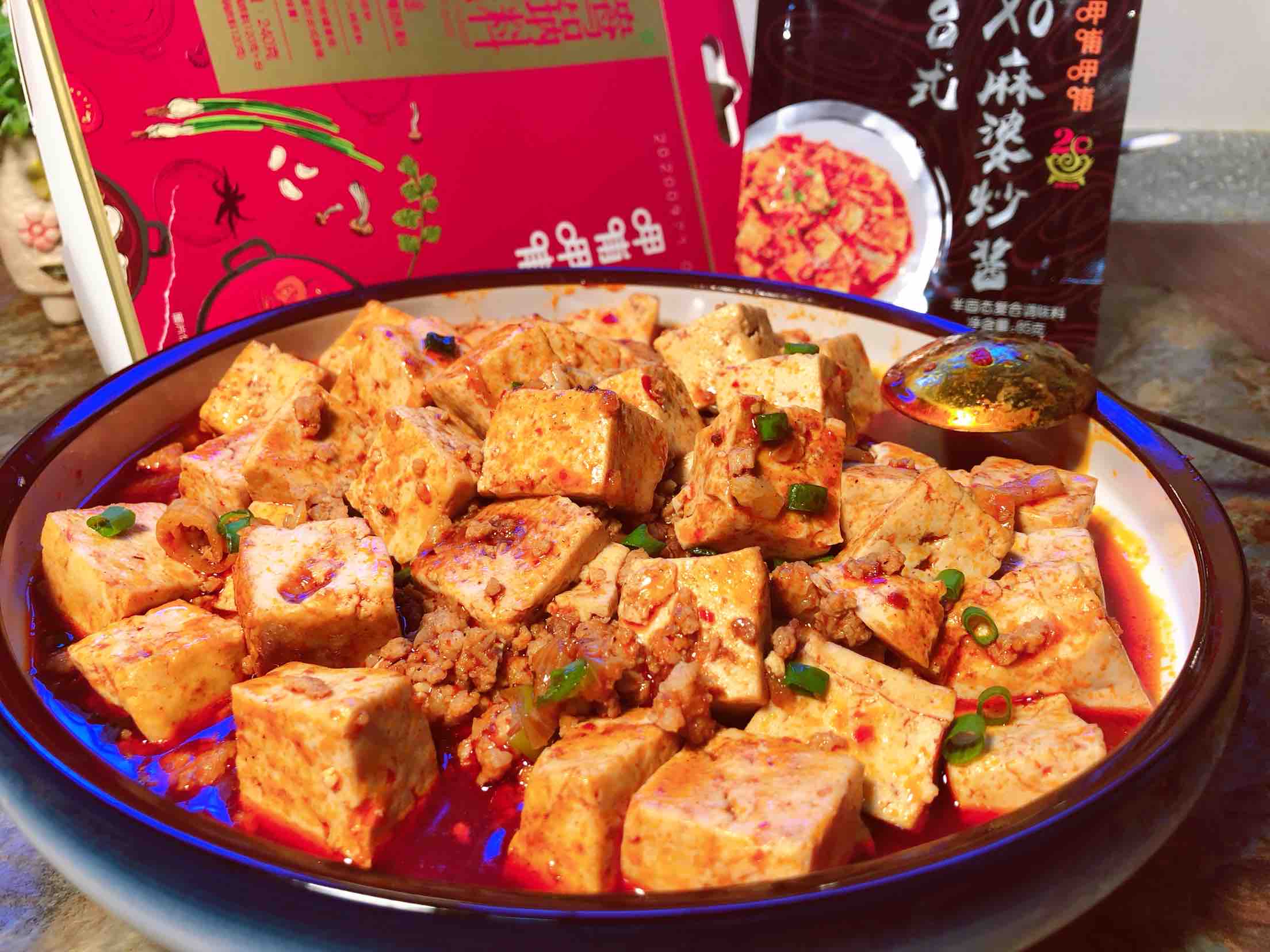 麻婆炒豆腐的做法-麻辣味炒菜譜-易網(wǎng)健康養(yǎng)生網(wǎng) 麻婆炒豆腐的做法-麻辣味炒菜譜