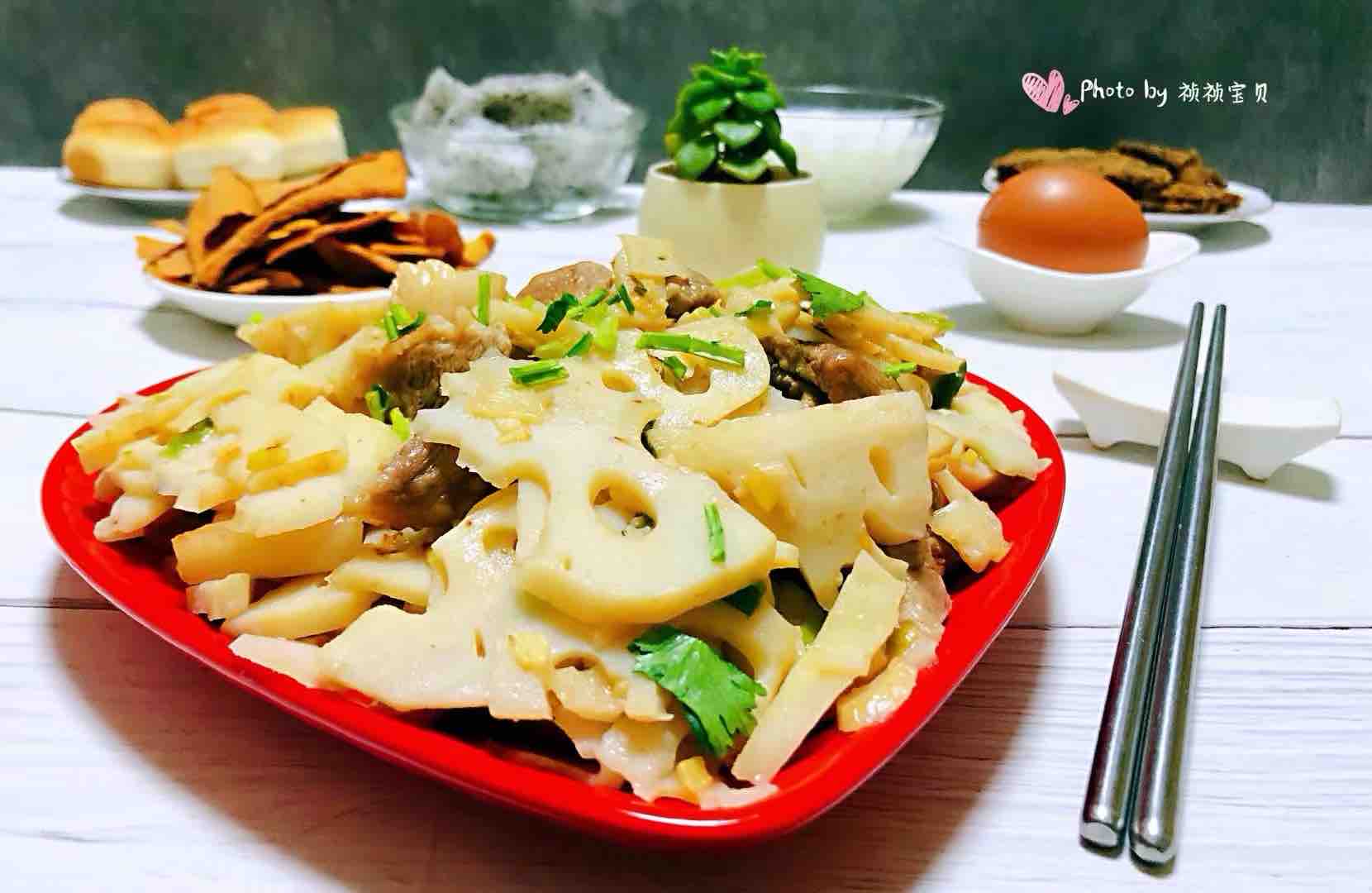 蓮藕炒肉片的做法-咸鮮味炒菜譜-易網(wǎng)健康養(yǎng)生網(wǎng) 蓮藕炒肉片的做法-咸鮮味炒菜譜