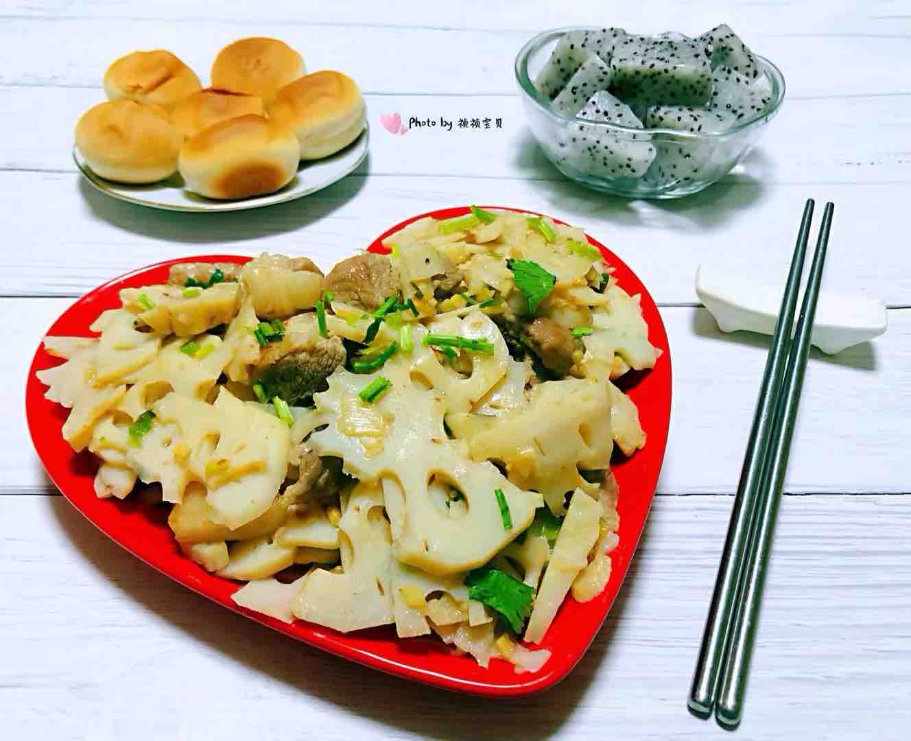蓮藕炒肉片的做法-咸鮮味炒菜譜-易網(wǎng)健康養(yǎng)生網(wǎng) 蓮藕炒肉片的做法-咸鮮味炒菜譜