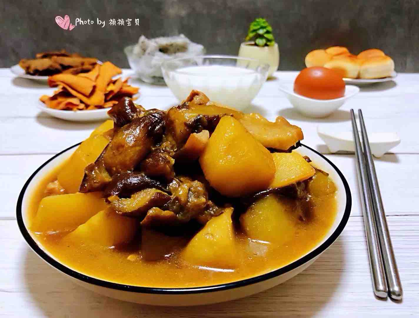 土豆茄子燉五花肉的做法-咸鮮味燉菜譜-易網健康養生網 土豆茄子燉五花肉的做法-咸鮮味燉菜譜