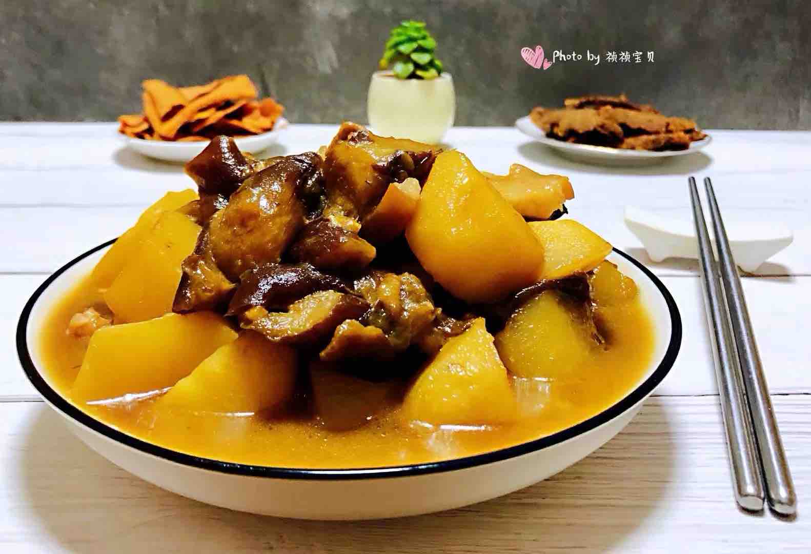 土豆茄子燉五花肉的做法-咸鮮味燉菜譜-易網健康養生網 土豆茄子燉五花肉的做法-咸鮮味燉菜譜