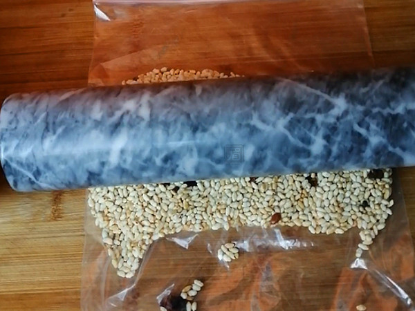 麻辣米粉蒸排骨(火鍋底料版)的做法-麻辣味蒸菜譜-易網(wǎng)健康養(yǎng)生網(wǎng) 麻辣米粉蒸排骨(火鍋底料版)的做法-麻辣味蒸菜譜